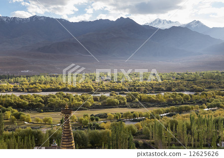 Beautiful scenery, Leh, Ladakh, Jammu and Kashmir, India Beautiful scenery, Leh, Ladakh, Jammu and Kashmir, India 12625626