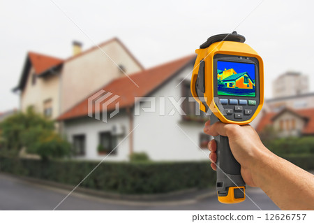 Recording Heat Loss at the House Recording Heat Loss at the House 12626757