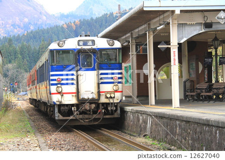 Kiha of the Banetsukishi Line 12627040