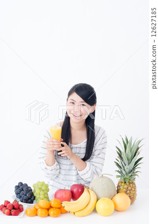 Young lady (fruit) 12627185