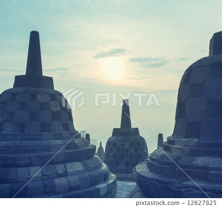 Borobudur 12627825
