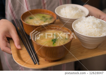 準備飯菜 準備飯菜 12628047