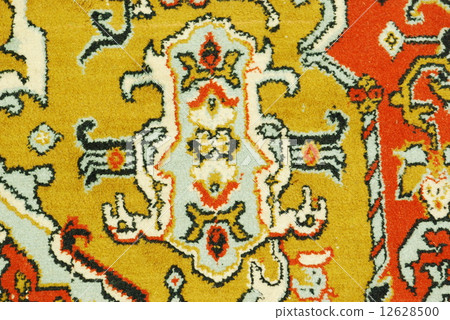 Persian carpets 12628500