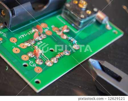 Make a radio Make a radio 12629121