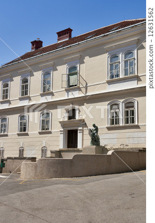 Zagreb Jezuitski Square Zagreb Jezuitski Square 12631562