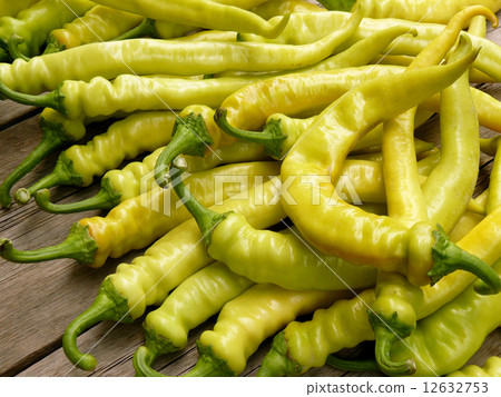 hot chili peppers 12632753