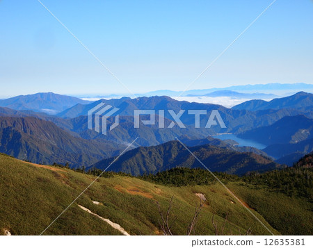 Okudadamako seen from Hiragatake mountain climbing road 12635381