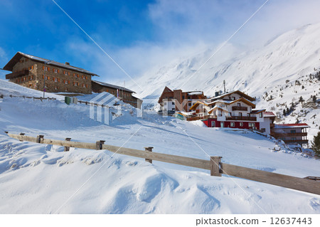 Mountain ski resort Obergurgl Austria 12637443