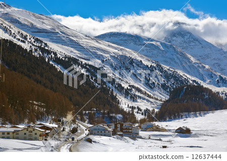 Mountain ski resort Obergurgl Austria Mountain ski resort Obergurgl Austria 12637444