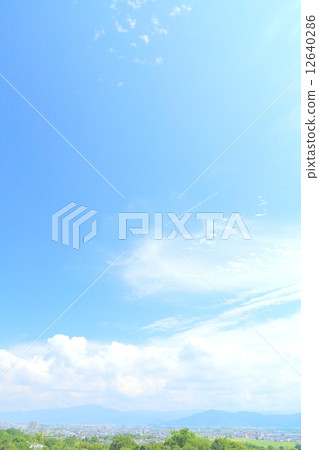 天空和街道 天空和街道 12640286