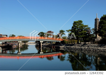 京都宇治河的風景 12643392