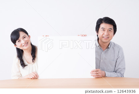 高級夫婦 12643936