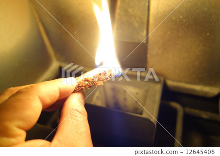 Pellet stove ignition Pellet stove ignition 12645408