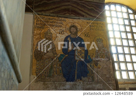 在土耳其里面·伊斯坦布爾Ayasofia 在土耳其里面·伊斯坦布爾Ayasofia 12648589
