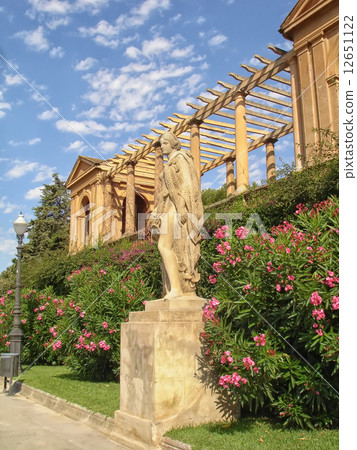 Parc de Pedralbes Sculpture 12651122