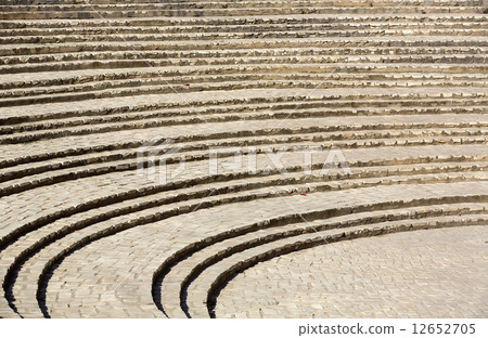 El Jem Coliseum ruins in Tunisia fighting gladiator El Jem Coliseum ruins in Tunisia fighting gladiator 12652705