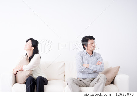 Senior couple 12653076