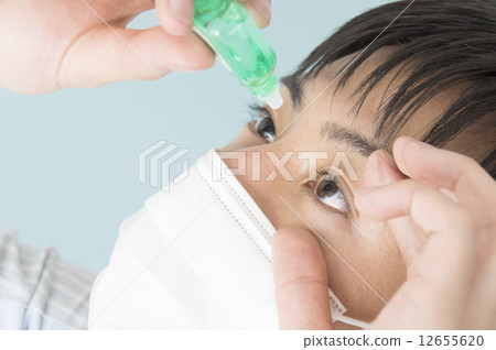 Eye tiredness 12655620