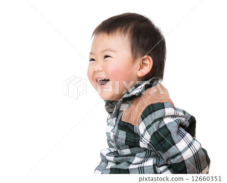 Asia baby boy looking aside and smile Asia baby boy looking aside and smile 12660351