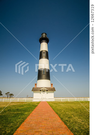 bodie island lighthouse with clear blue sky 12667319