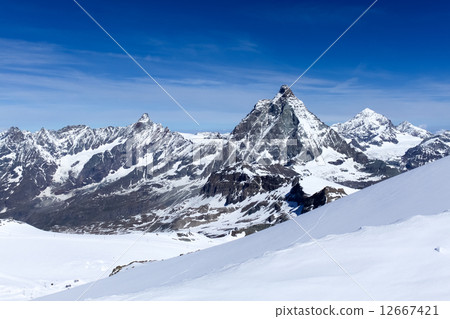 Sunny Matterhorn and Swiss Alps 12667421