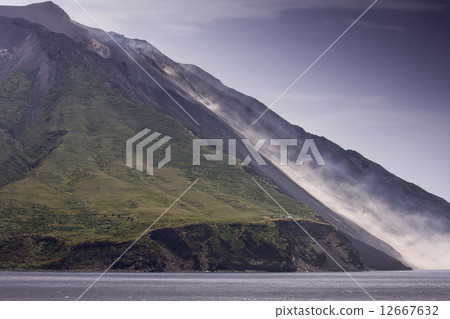 Stromboli Stromboli 12667632