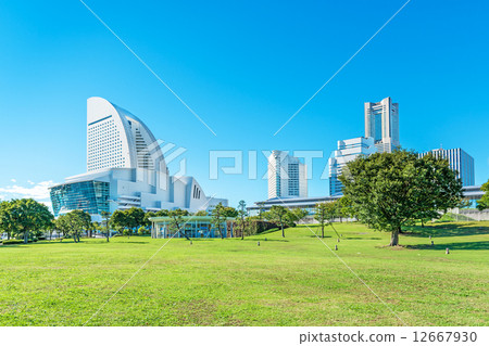 View from Yokohama Lingko Park (Minatomirai Nishi-ku, Yokohama City) 12667930