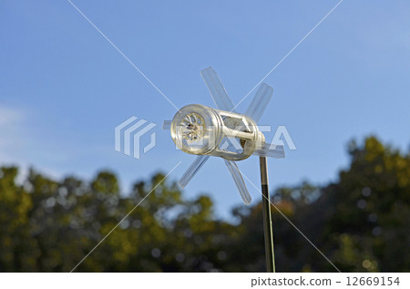 PET bottle windmill PET bottle windmill 12669154