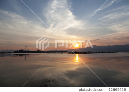Dusk of the Karasumaru peninsula 12669616
