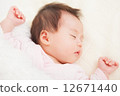 Newborn girl 12671440