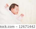 Newborn girl 12671442