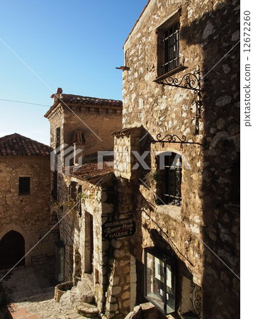 Eze Eze 12672260