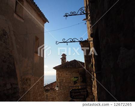 Eze Eze 12672265