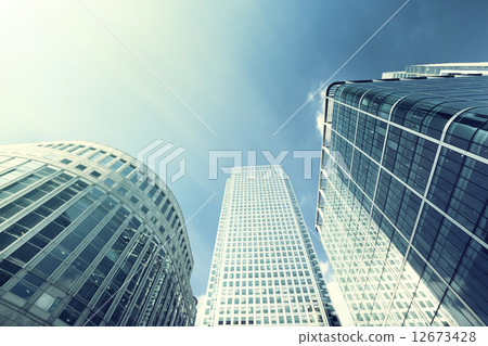 Modern buildings in London, Canary Wharf 12673428