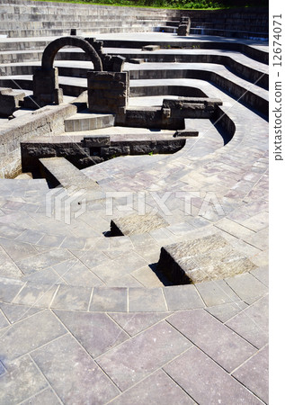 Ruin-like mortar square 12674071