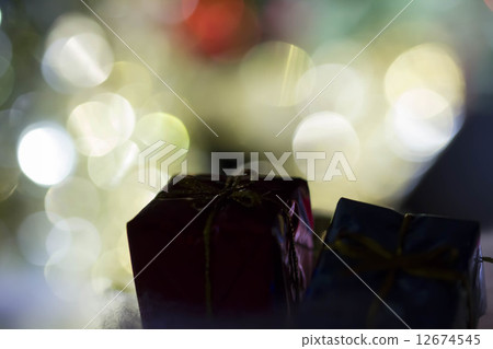 Christmas gift  12674545