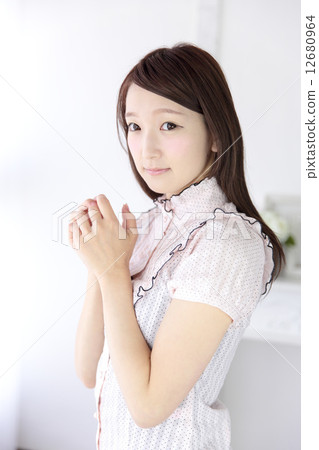 年輕的女士肖像 年輕的女士肖像 12680964