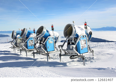 Snow Cannons 12681407