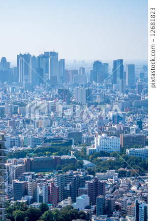 東京的高層建築 東京的高層建築 12681823