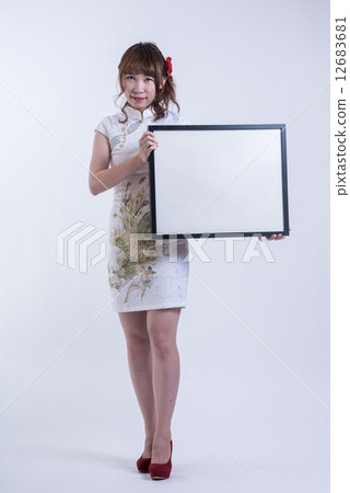 Taiwanese ladies with china dress 12683681