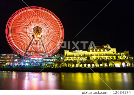 Yokohama night 12684174