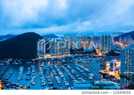 Hong Kong Hong Kong 12684656
