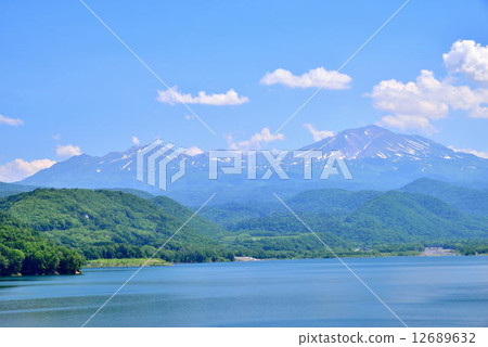 Chongfang lake 12689632