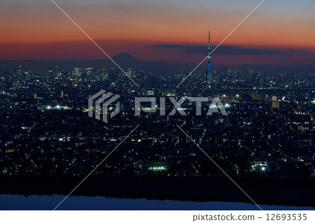 Fuji at sunset and Tokyo sky tree of light up Fuji at sunset and Tokyo sky tree of light up 12693535