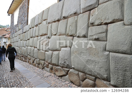Peru Cuzco 12 stone stone 12694286
