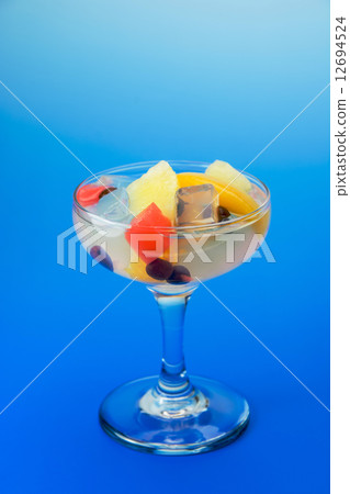 fruit punch 12694524