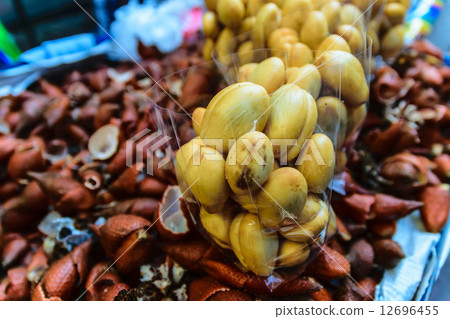 Luk rakam in Thailand 12696455