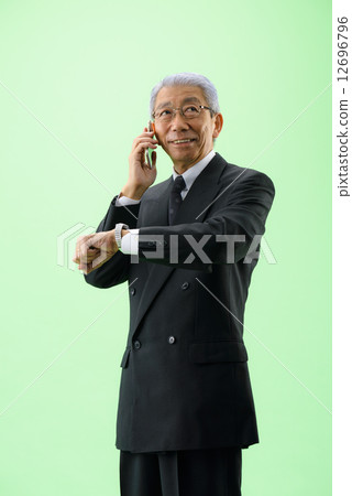 Pose material for clipping using chroma key - Shinia male business scene image Pose material for clipping using chroma key - Shinia male business scene image 12696796