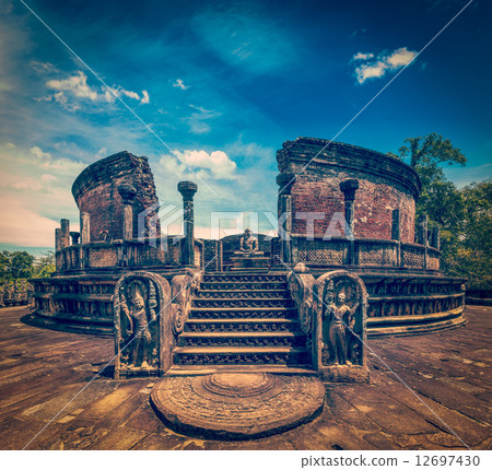 Ancient Vatadage (Buddhist stupa) Ancient Vatadage (Buddhist stupa) 12697430