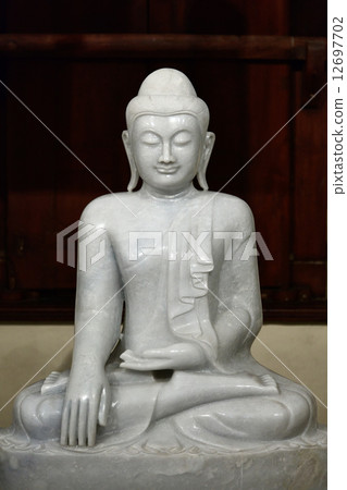 Buddha statue in temple 12697702